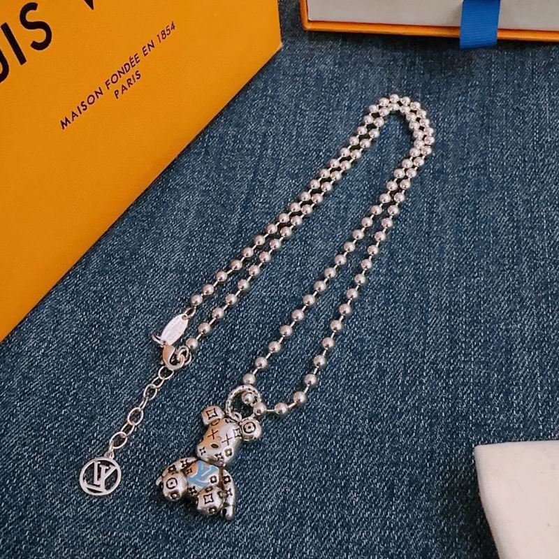 LV Necklace 03lyr300